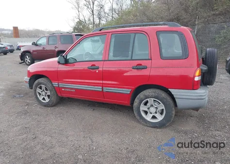 2003 Chevrolet Tracker Hard Top Base from USA, damaged, VIN 2CNBJ13C736938103